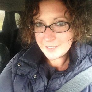 Meet your Posher, Alicia